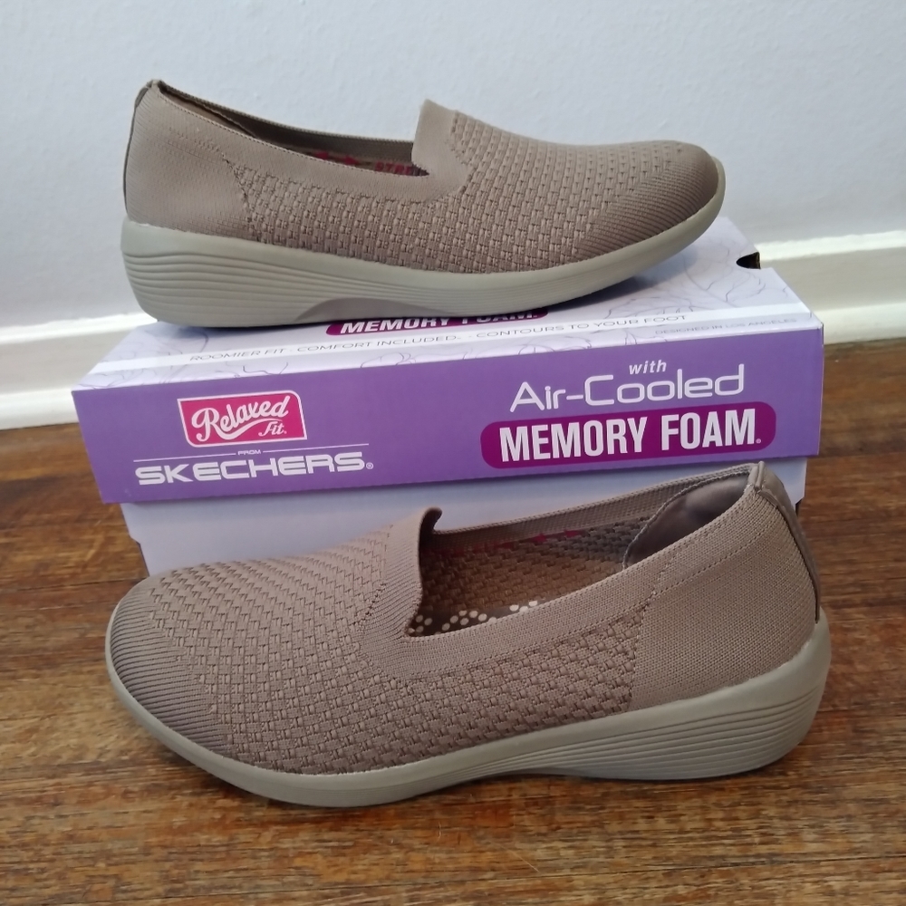 Women's Slip-on Skechers, Size 7, Taupe.